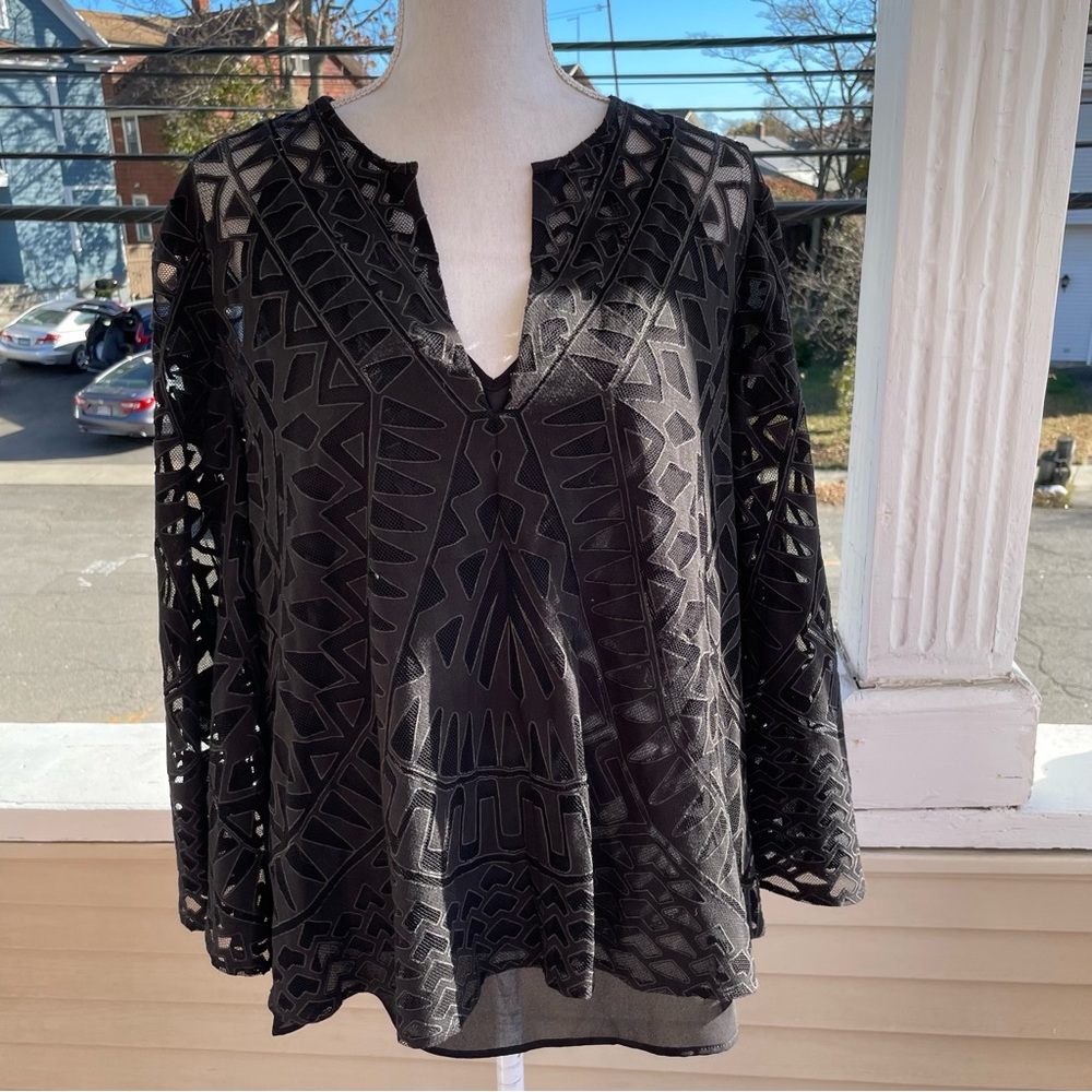 BCBGMaxAzria Debi Lace Bell Sleeve Top Size L